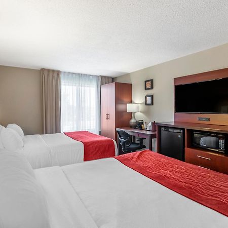 Comfort Inn Airport West Mississauga Buitenkant foto