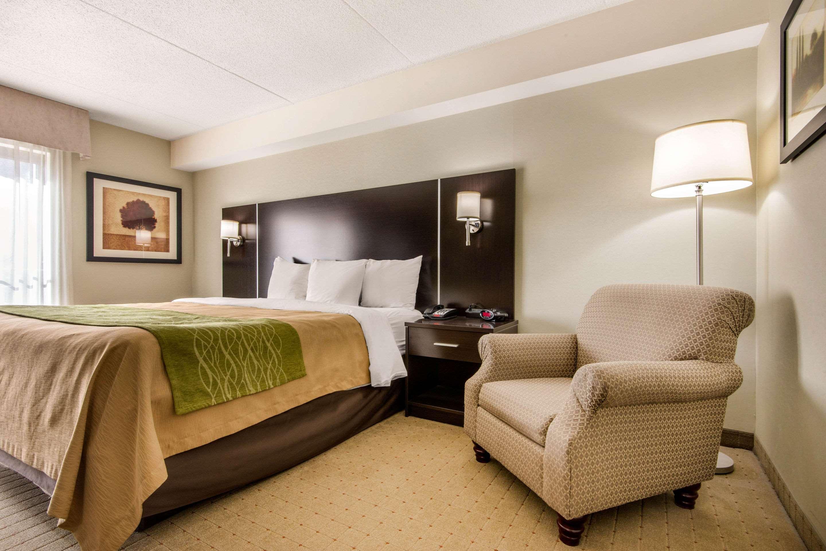 Comfort Inn Airport West Mississauga Buitenkant foto