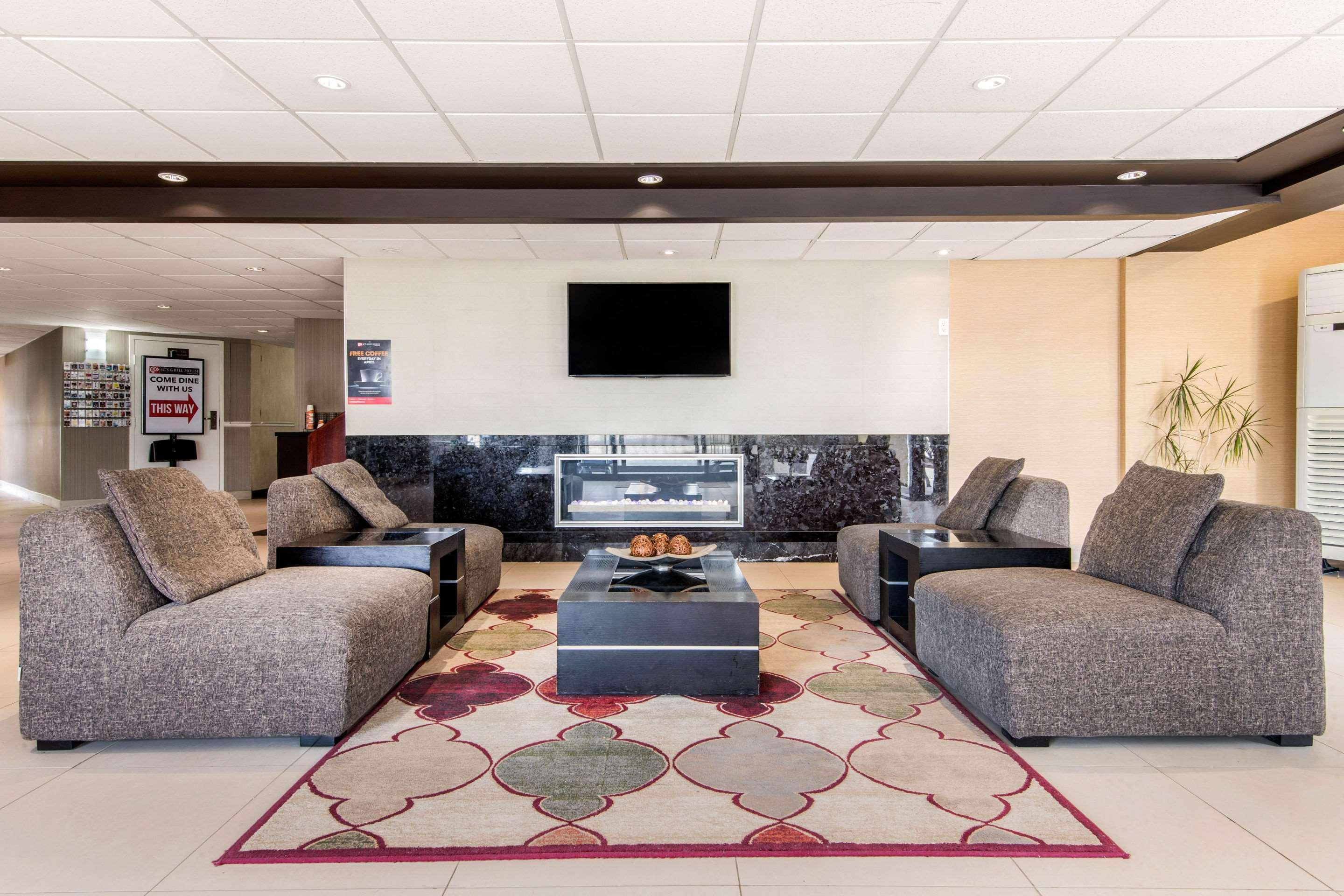 Comfort Inn Airport West Mississauga Buitenkant foto