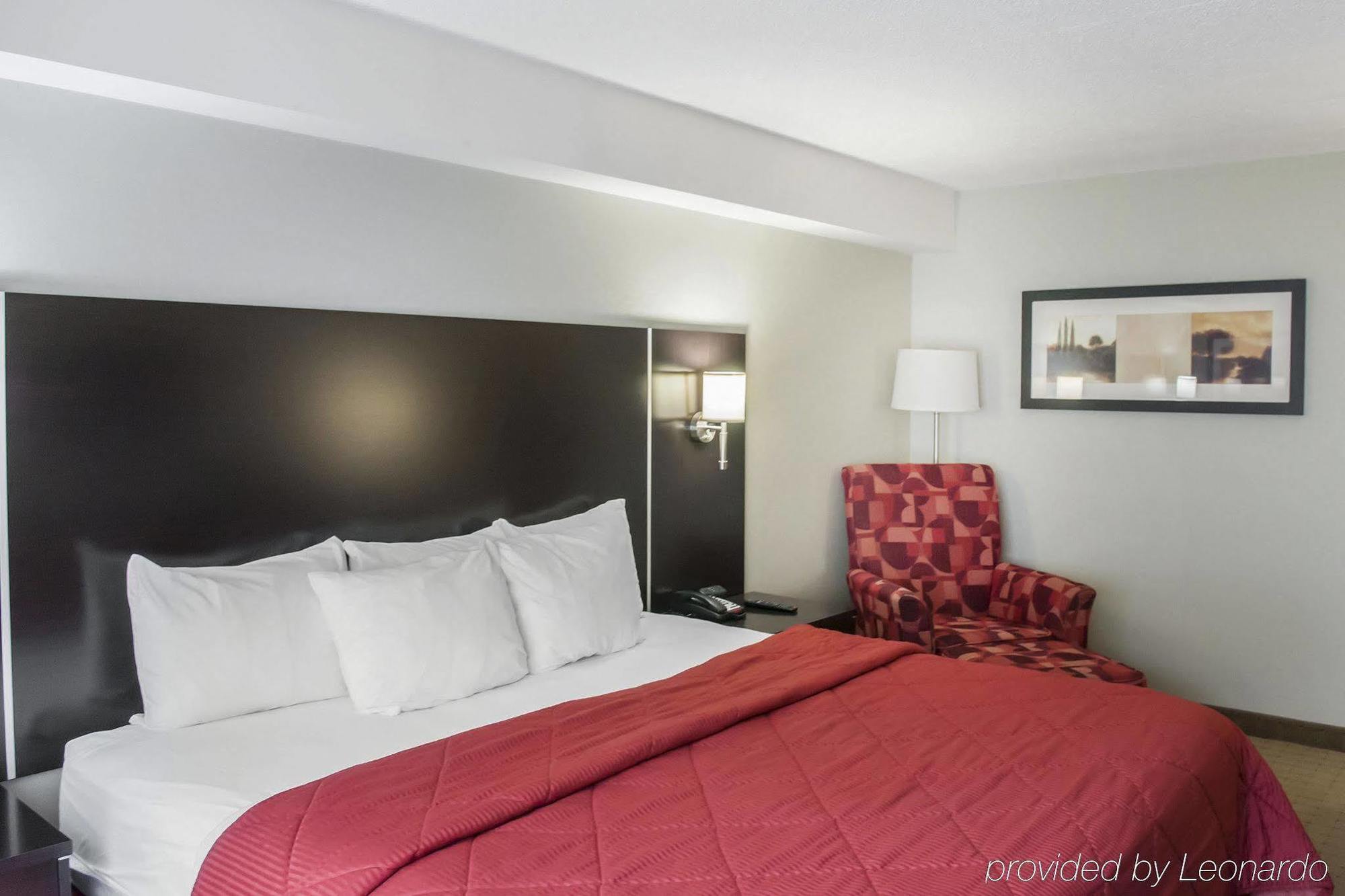 Comfort Inn Airport West Mississauga Buitenkant foto