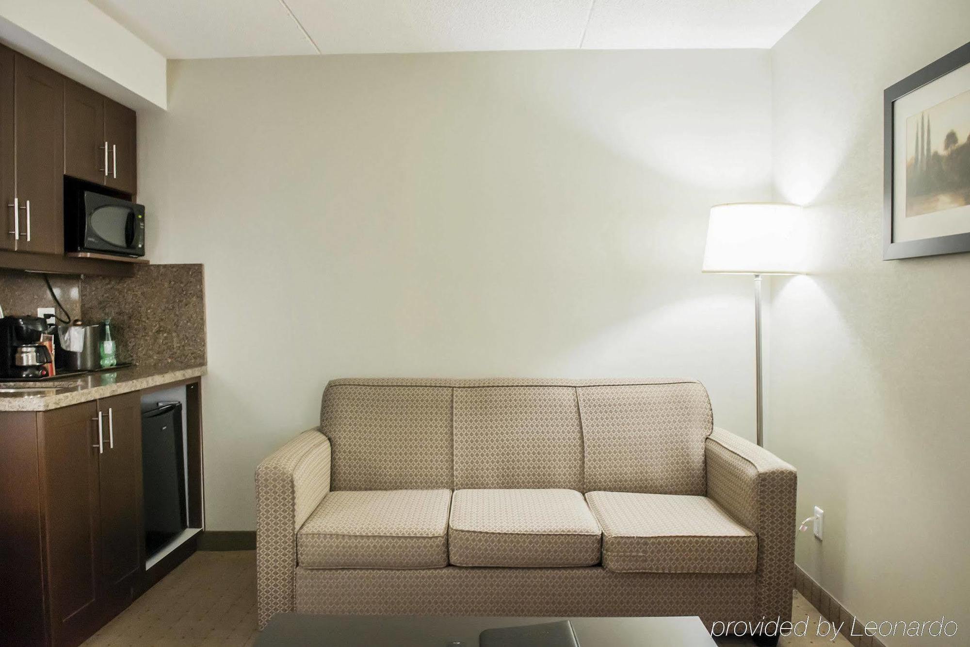 Comfort Inn Airport West Mississauga Buitenkant foto