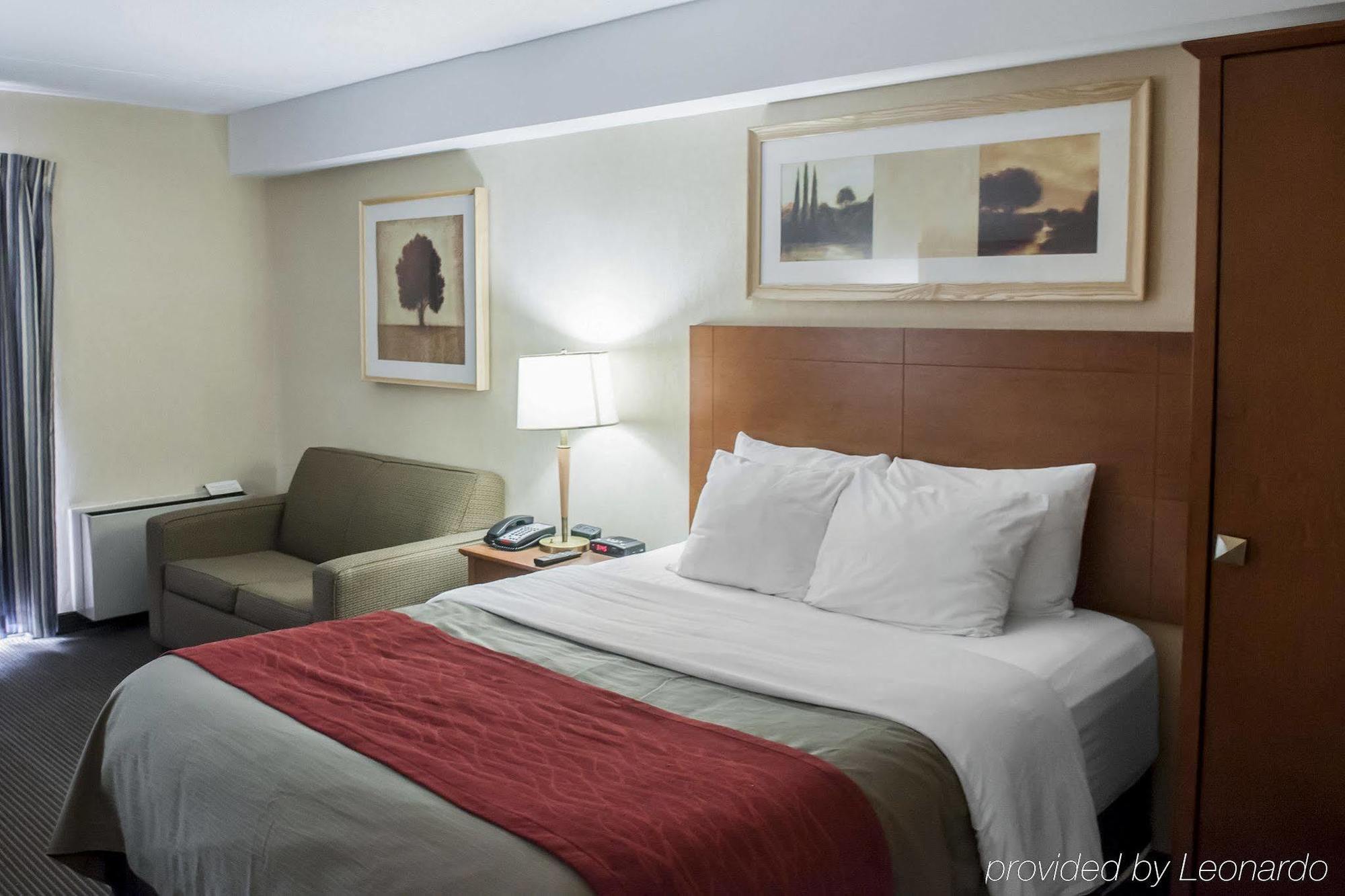 Comfort Inn Airport West Mississauga Buitenkant foto